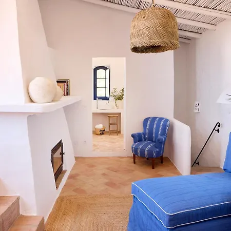 Benedita De Nexe - Algarve - A Charming Countryside Retreat Отель типа 